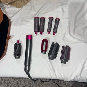 Dyson Airwrap Set — Gunmetal Gray with Magenta Accents